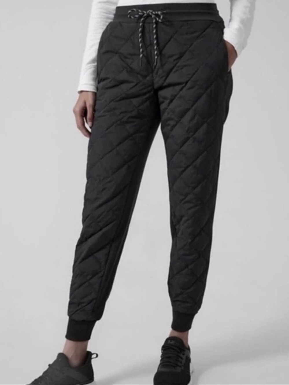 Athleta Apres Ski Down Jogger Sz16 Black Quilted